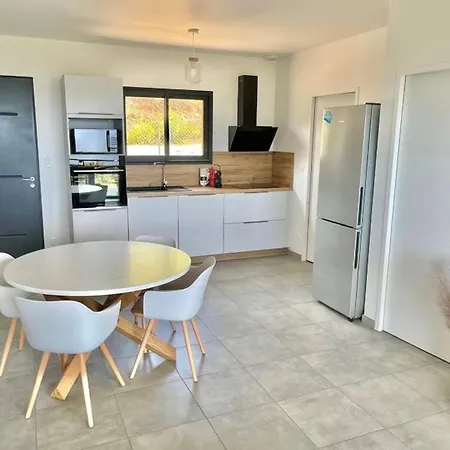 Climatise, 2 Pieces, 2 Couchages A Cargese, Proche De La Et Parking Inclus - Fr-1-61-633 Apartamento Cargèse